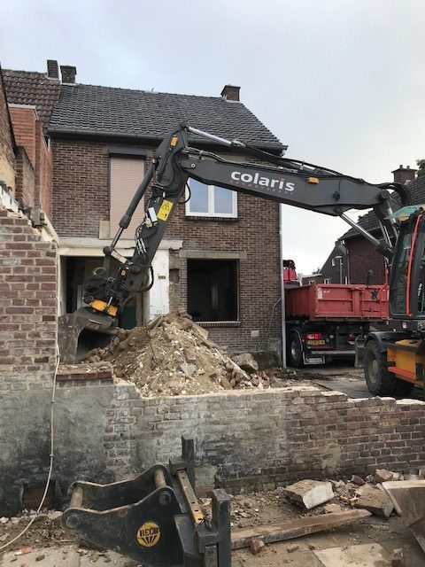 Grevenbicht - sloopwerkzaamheden en bouwrijp maken perceel 005